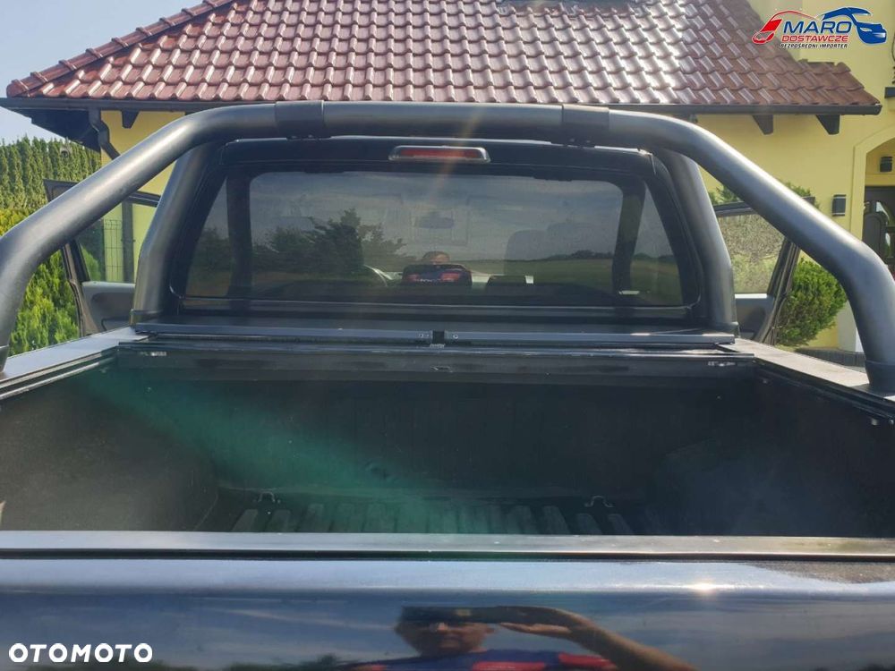 Volkswagen Amarok - 32