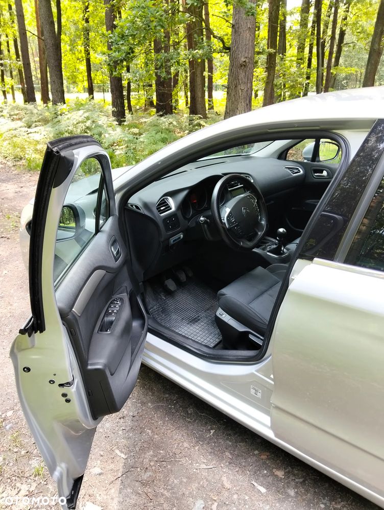 Citroën C4 e-HDi 110 Exclusive - 7