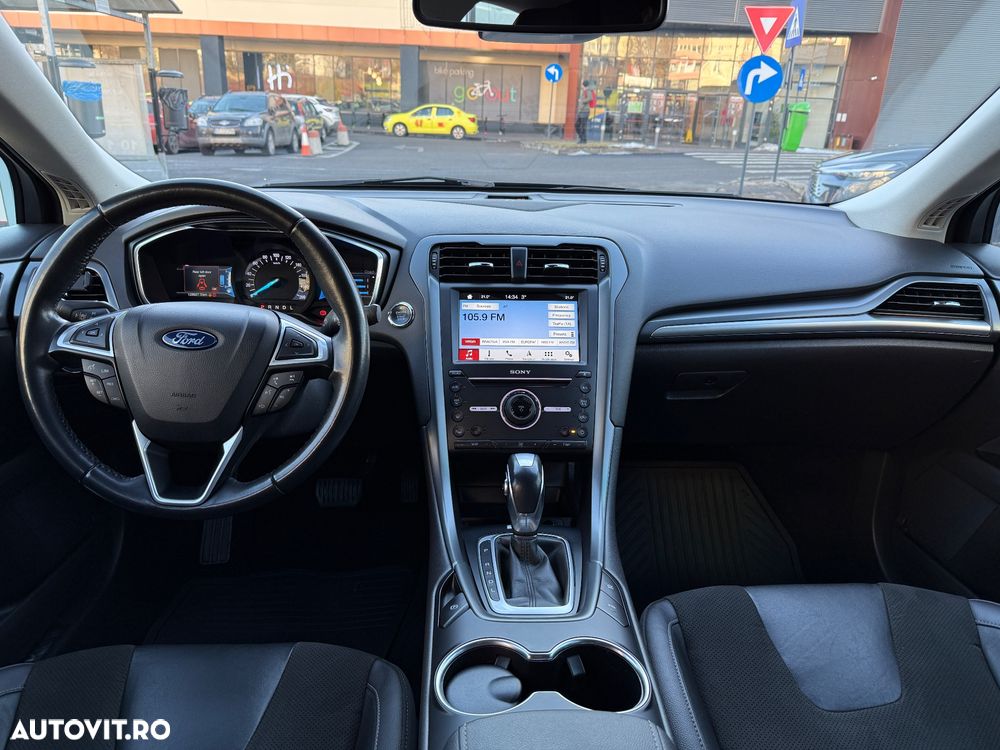 Ford Mondeo 2.0 HEV Titanium - 18