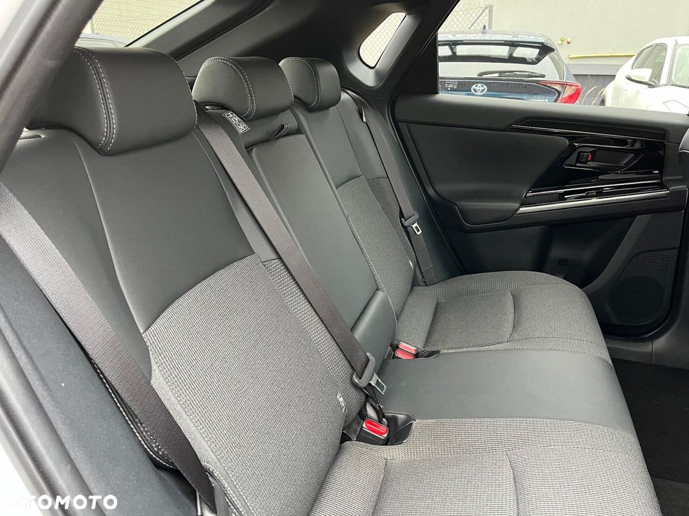 Toyota bZ4X 71.4kWh 4x4 Prestige - 31