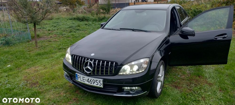 Mercedes-Benz Klasa C 180 BlueEFFICIENCY Avantgarde - 9