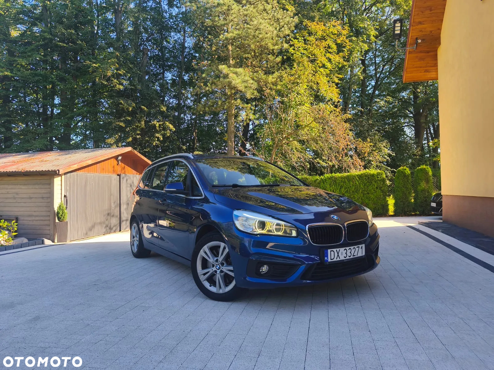 BMW Seria 2 220d Gran Tourer xDrive Sport-Aut Advantage - 2