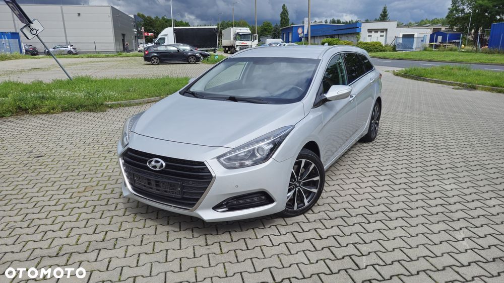Hyundai i40 Kombi 1.7 CRDi Premium - 1