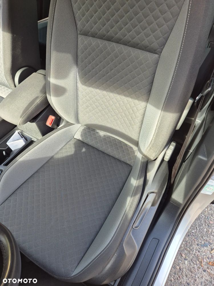 Volkswagen Tiguan - 13