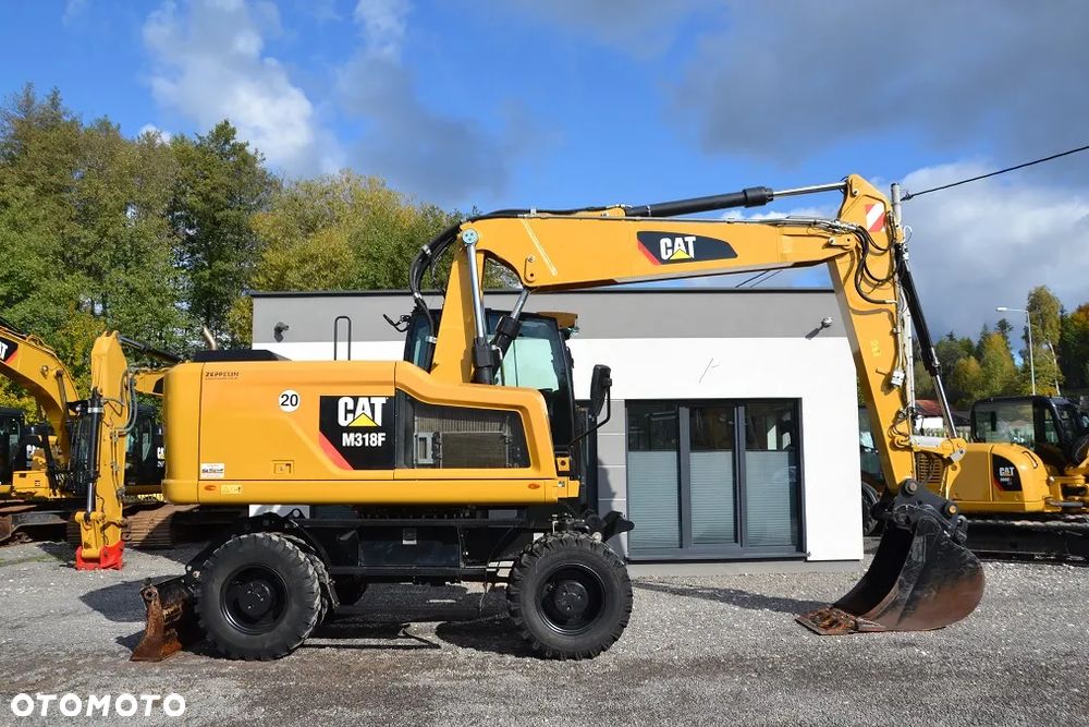 Caterpillar CAT M 318 F, TYLKO 5600 MTH - 12