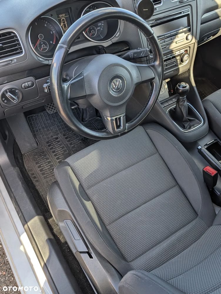 Volkswagen Golf 1.6 TDI Comfortline - 16