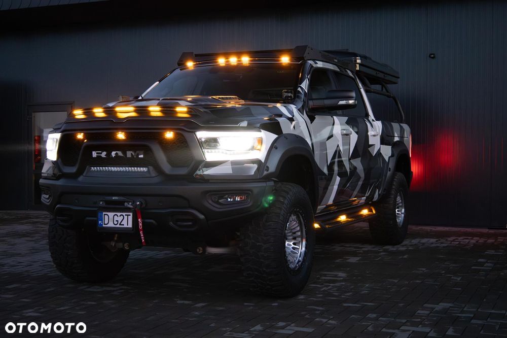 RAM 1500 Crew Cab Shortbed Rebel - 38