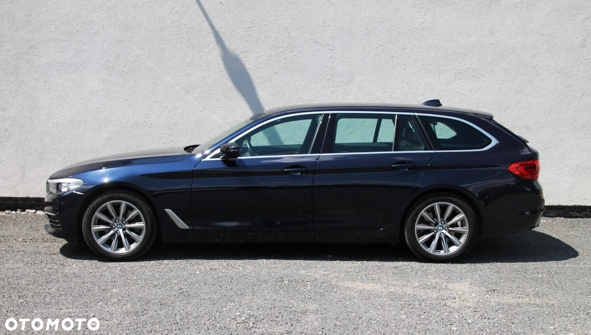 BMW Seria 5 520d Touring - 6