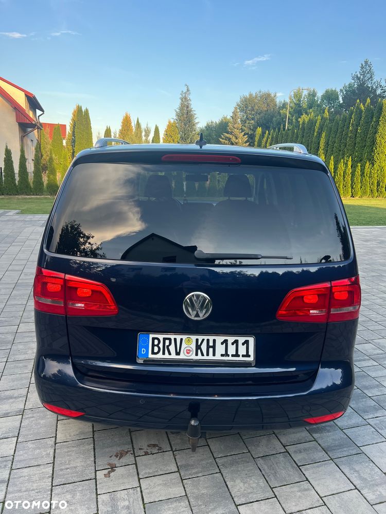 Volkswagen Touran 2.0 TDI Highline - 13