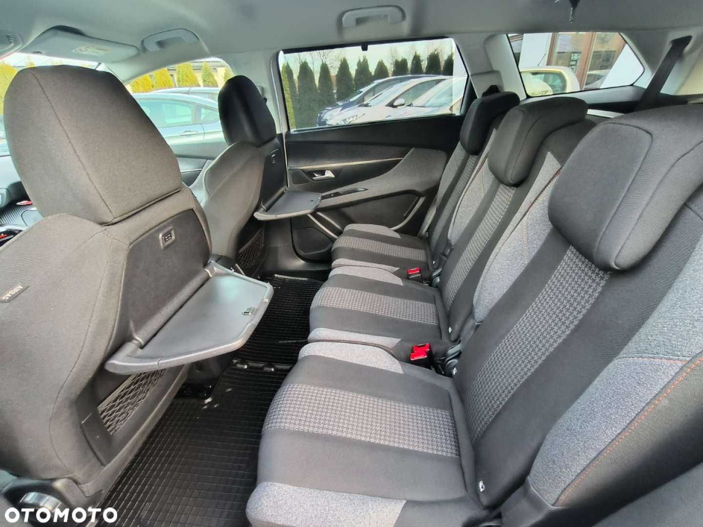 Peugeot 5008 - 17