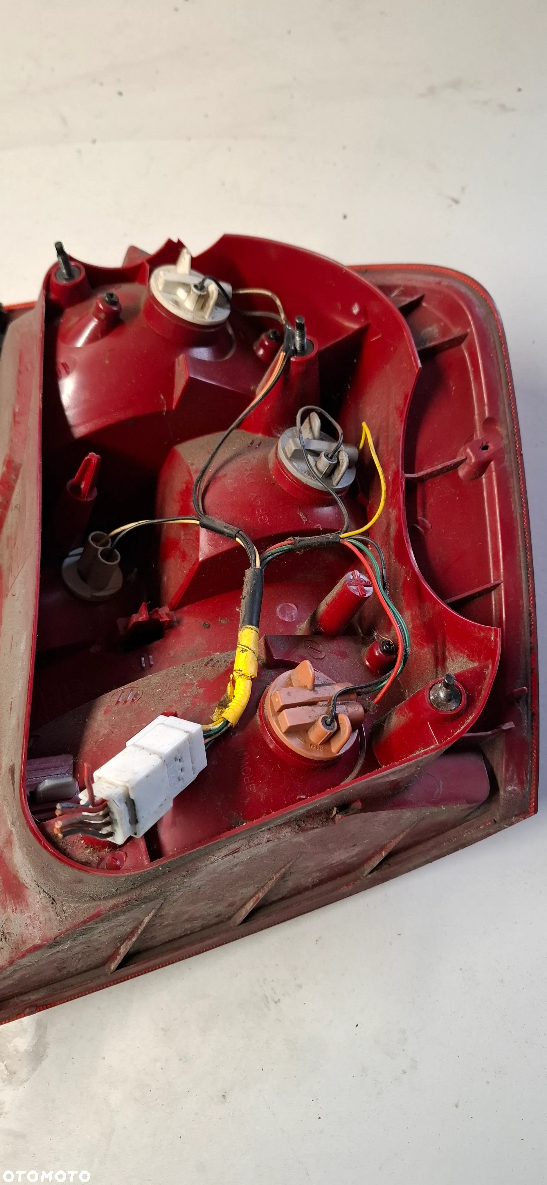 LAMPA LEWY TYŁ KIA CERATO 04R HB - 3
