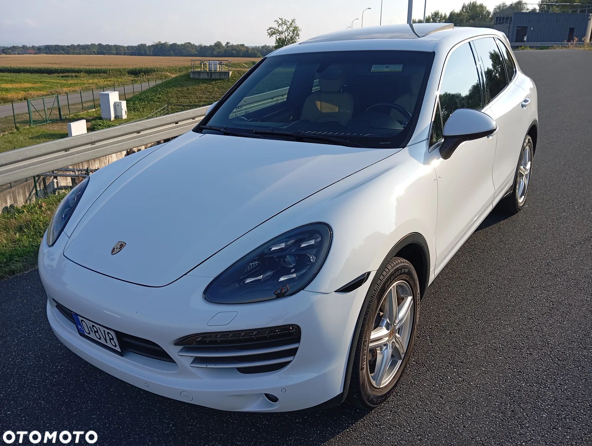Porsche Cayenne Platinum Edition - 1