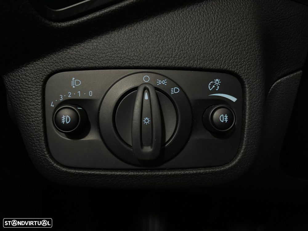 Ford Grand C-Max 1.0 EcoBoost S&S Ambiente - 35