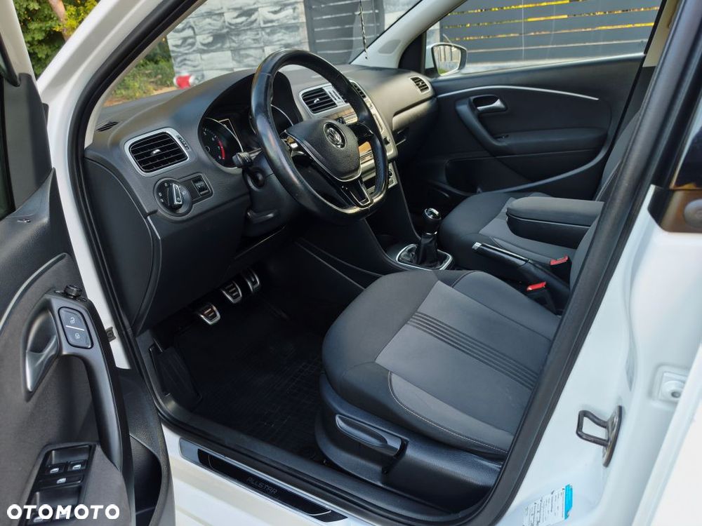 Volkswagen Polo 1.0 Allstar - 9