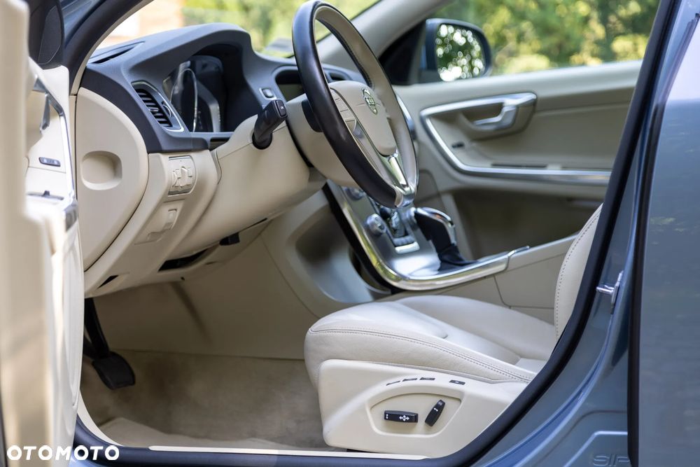 Volvo S60 T4 Drive-E Summum - 12