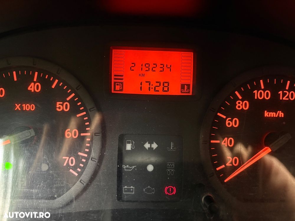Dacia Logan - 7