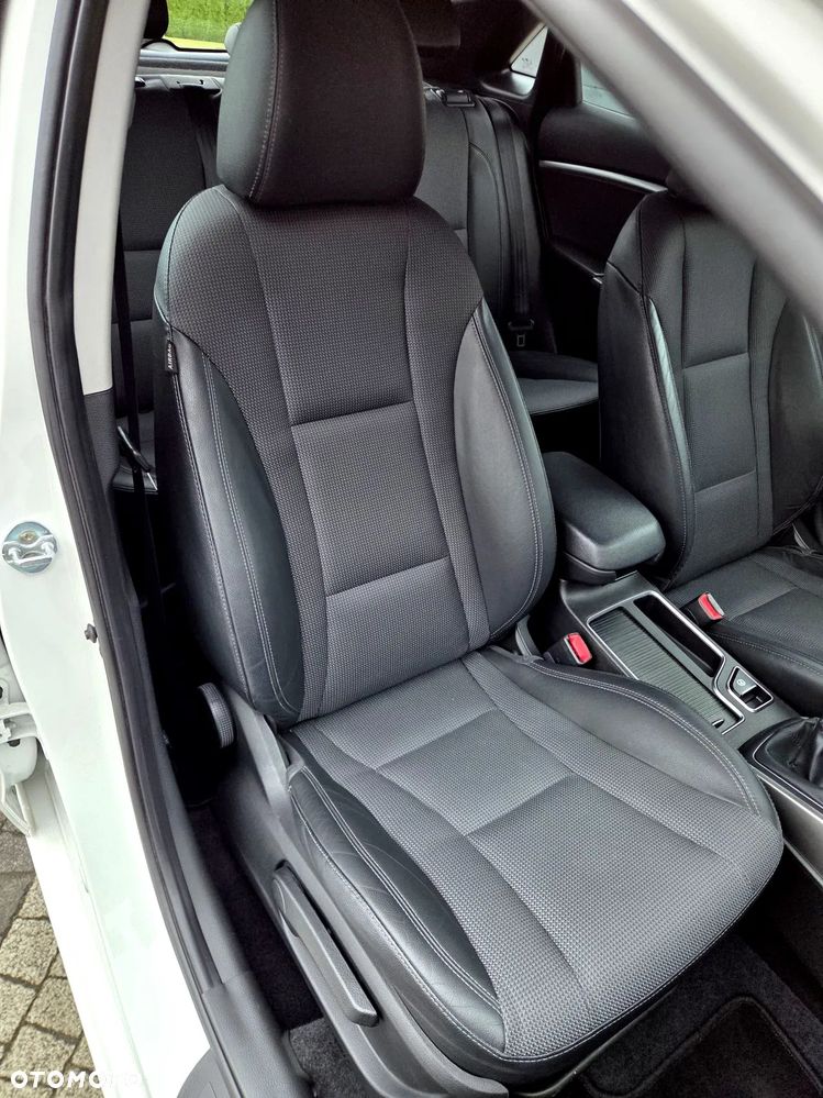 Hyundai i30 - 19