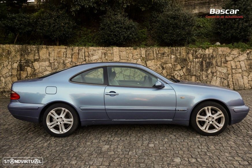 Mercedes-Benz CLK 230 - 11