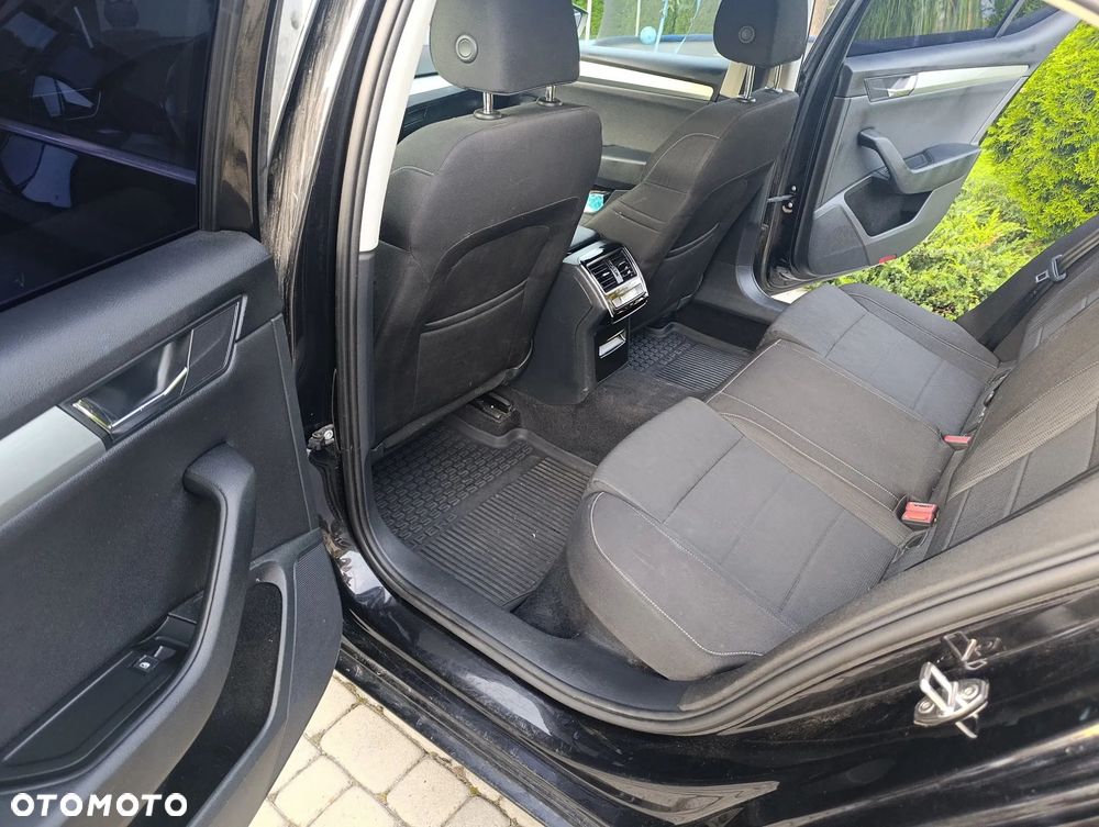 Skoda Superb 2.0 TDI 4x4 Sportline DSG - 10