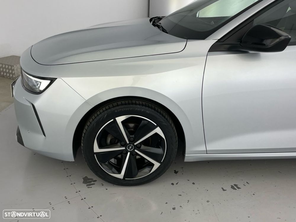 Opel Astra 1.2 T Elegance - 18