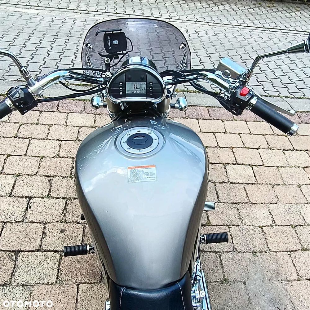 Hyosung GV - 9