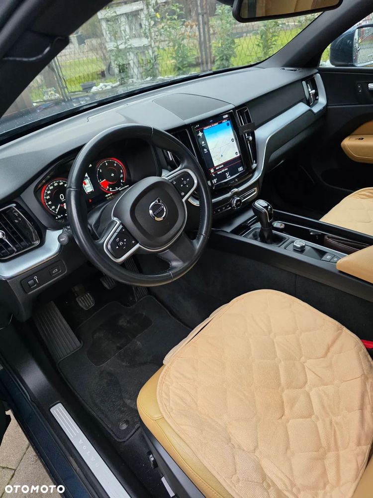 Volvo XC 60 D3 Momentum Pro - 7