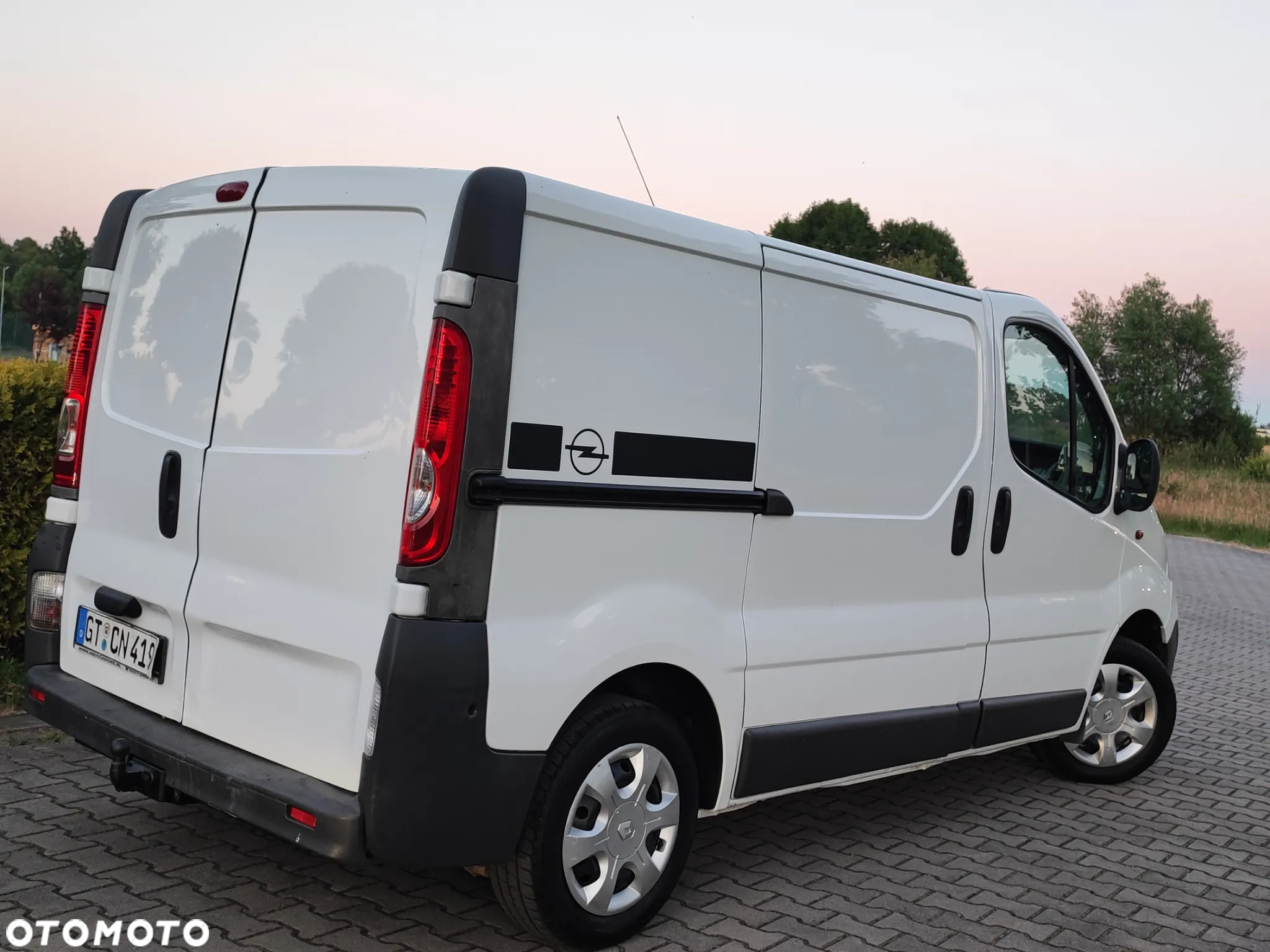 Renault Trafic 2.0 115 KM - 4