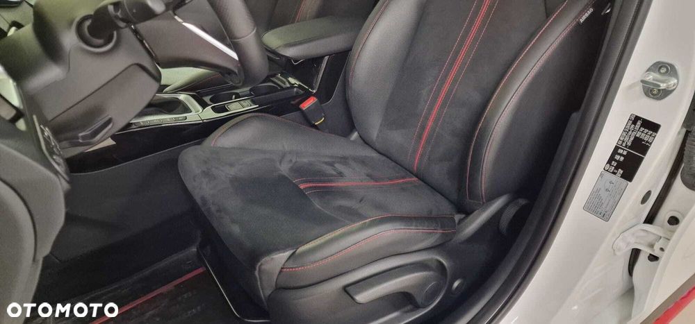 Kia ProCeed 1.6 T-GDI GT DCT - 9