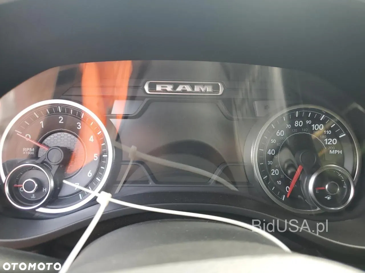 Dodge RAM 1500 5.7 4x4 - 5