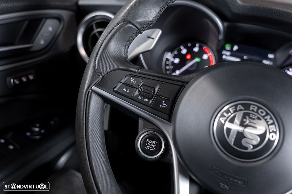 Alfa Romeo Stelvio 2.2 D Veloce Q4 AT8 - 12