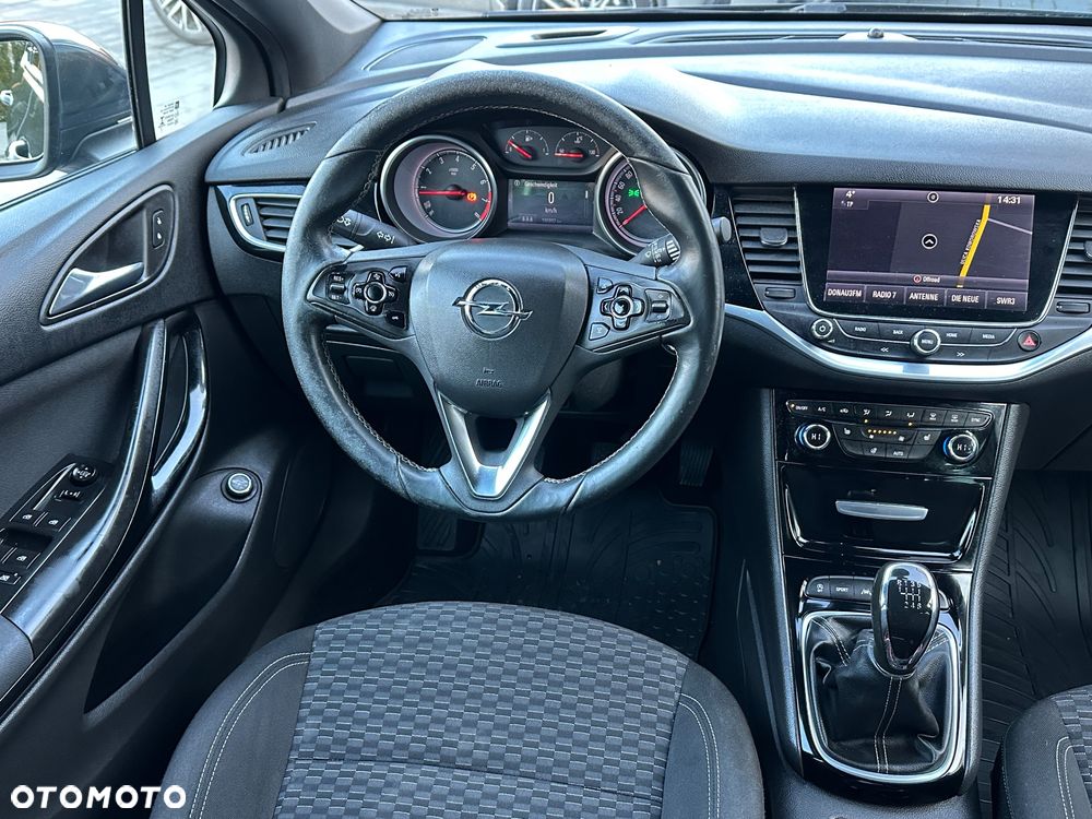 Opel Astra - 14