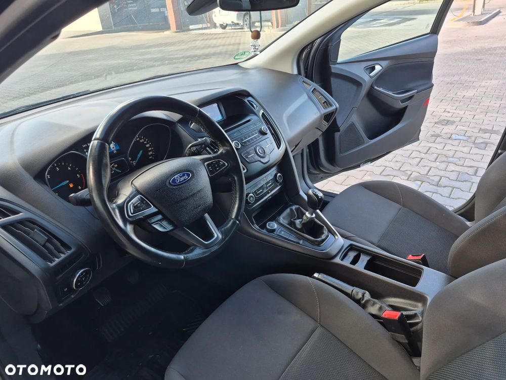 Ford Focus - 11