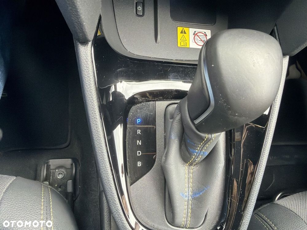 Toyota Yaris Cross Hybrid 1.5 Adventure - 19