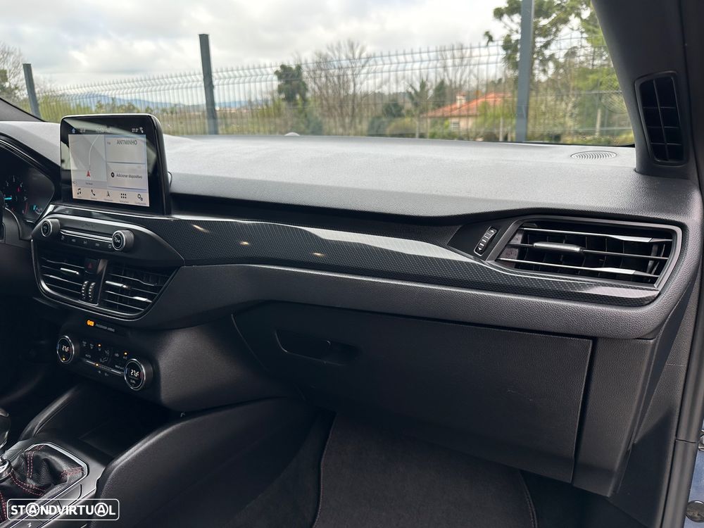 Ford Focus SW 1.5 TDCi EcoBlue ST-Line - 15