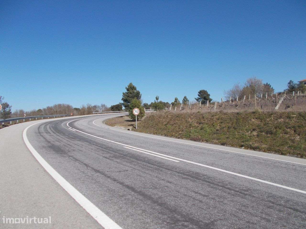Terreno Para Armazém - Edifico de Comercio e Serviços 4000 M2 - Grande imagem: 3/15
