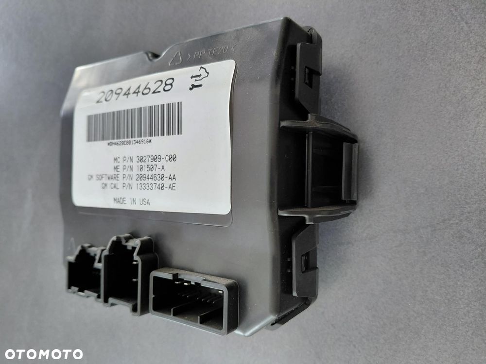 Opel Insignia 2010 r. Sterownik / Moduł Elektrycznej Klapy Tylnej / Bagażnika - 2