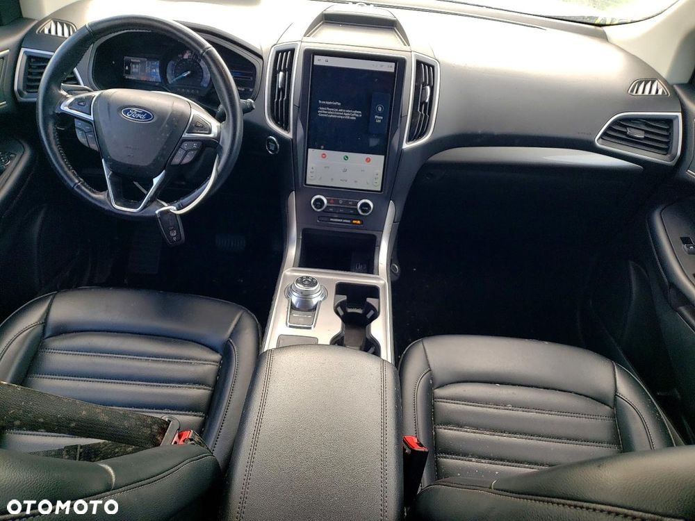 Ford Edge - 8