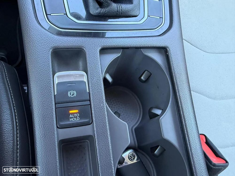 VW Arteon 2.0 TDI Elegance DSG - 26