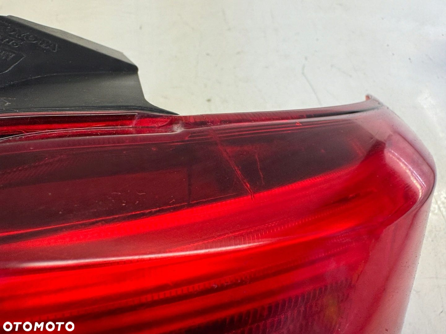 TOYOTA YARIS III LIFT LAMPA PRAWY TYŁ LED - 10
