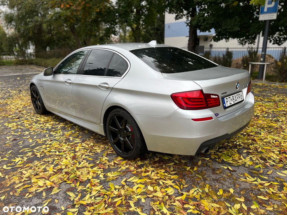 BMW Seria 5 535i xDrive - 12
