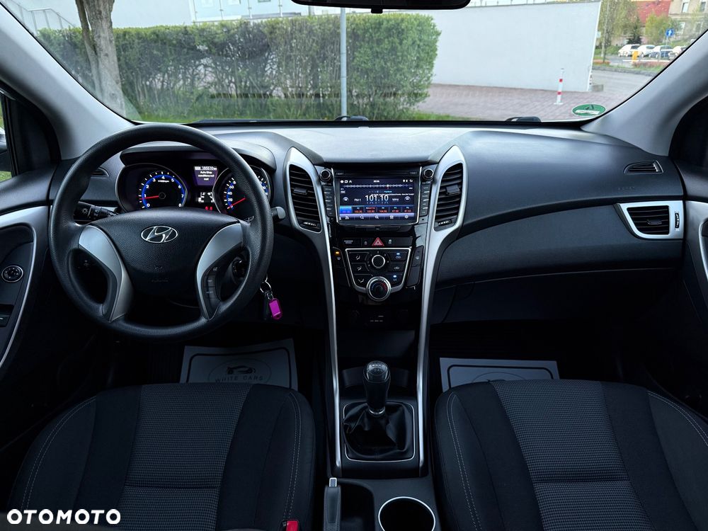 Hyundai i30 blue 1.4 Style - 8