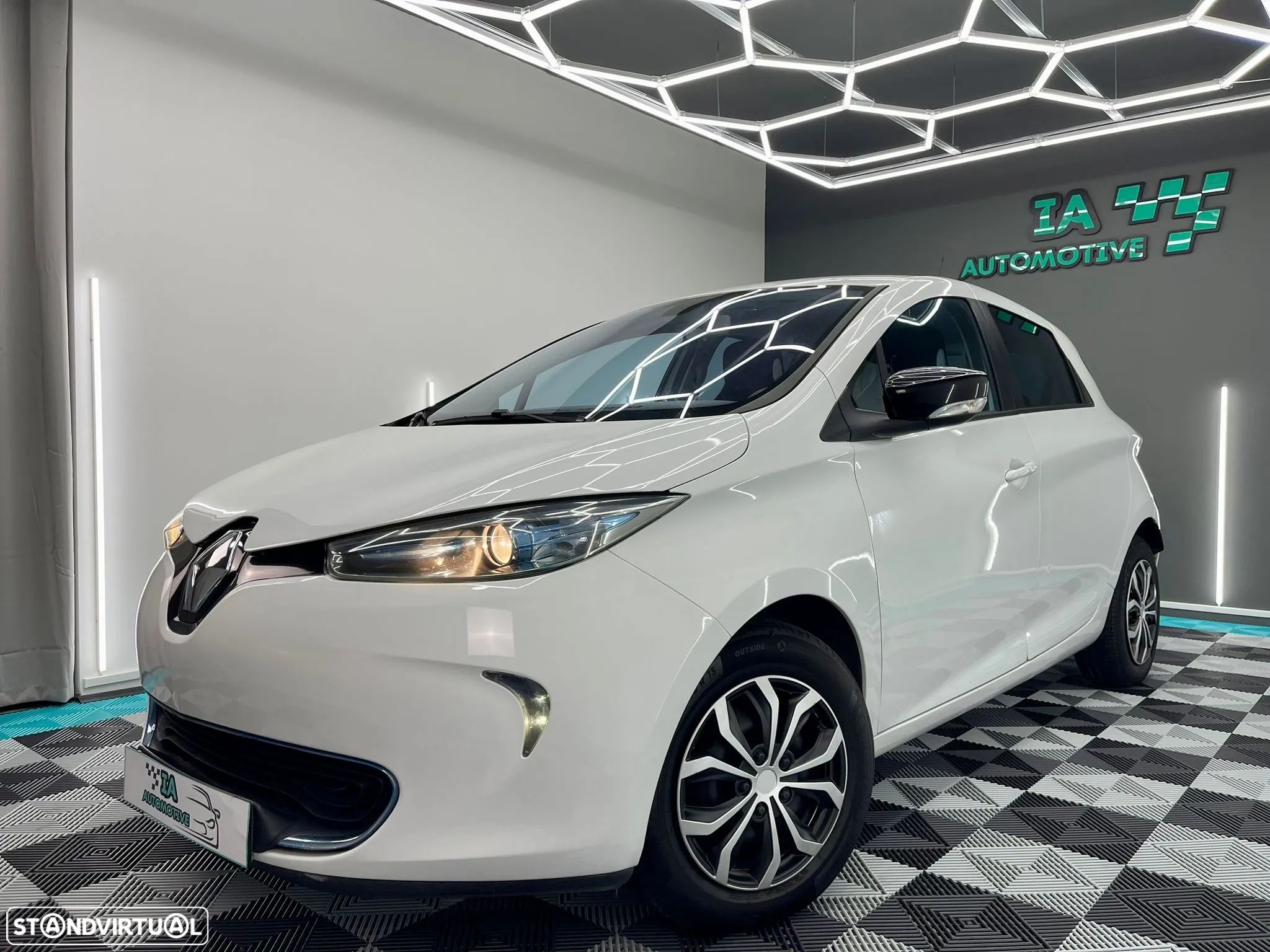 Renault Zoe (c/ Bateria) 22 kwh Life - 1