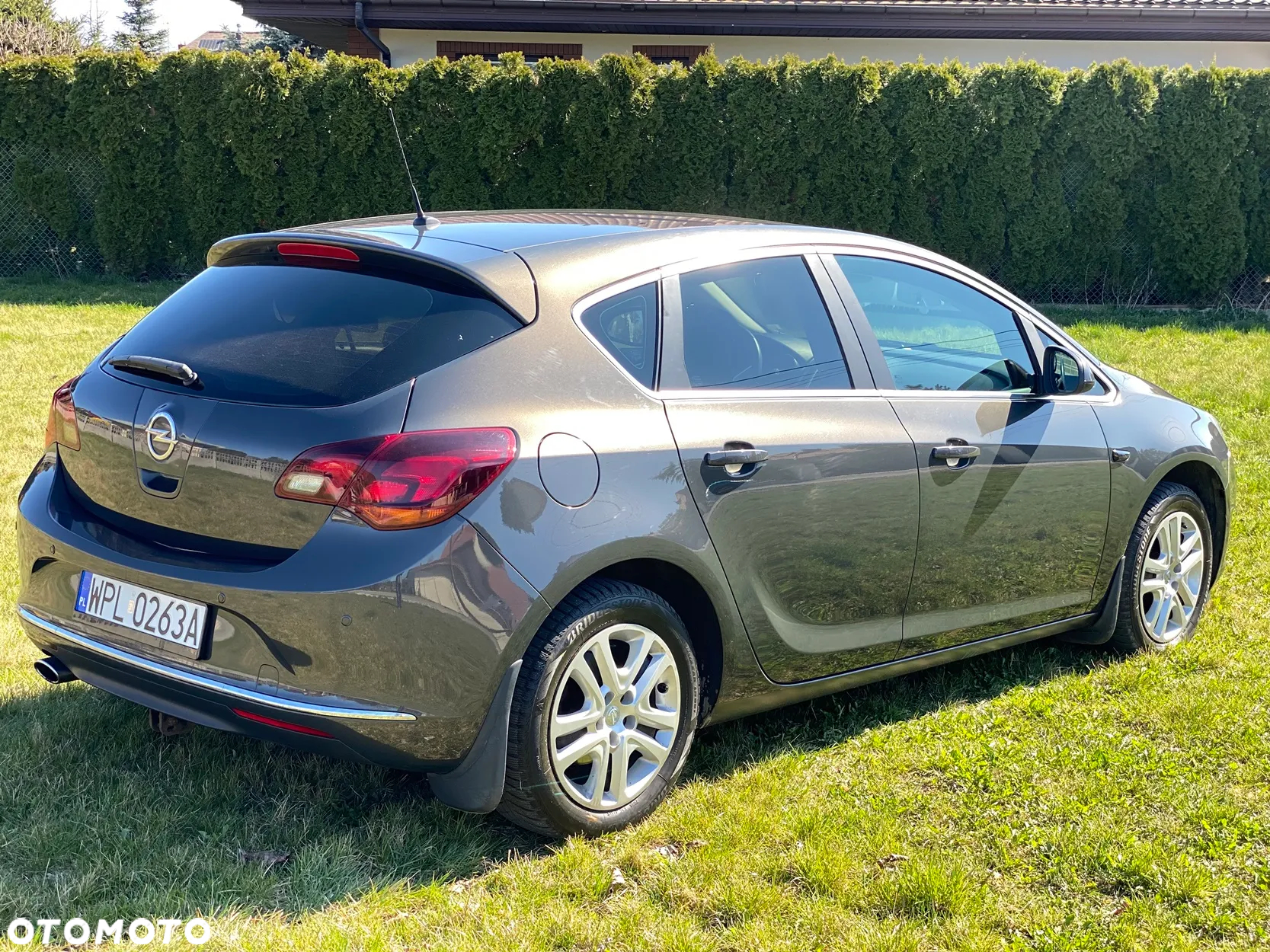 Opel Astra 1.4 Turbo Cosmo - 4