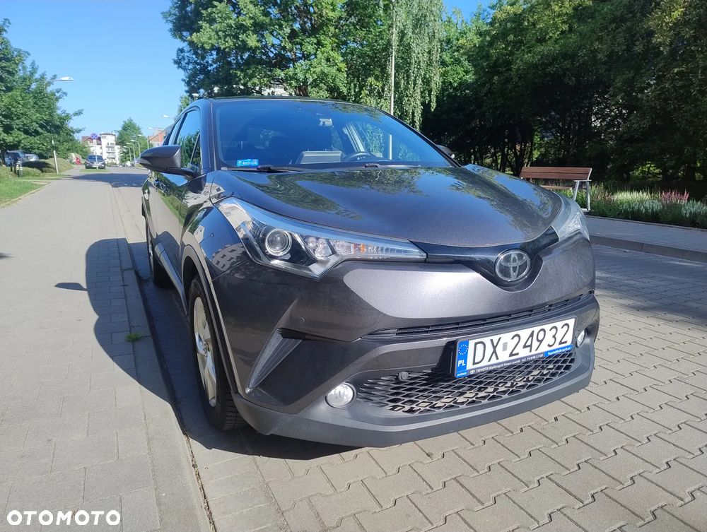 Toyota C-HR 1.2 T Premium - 1