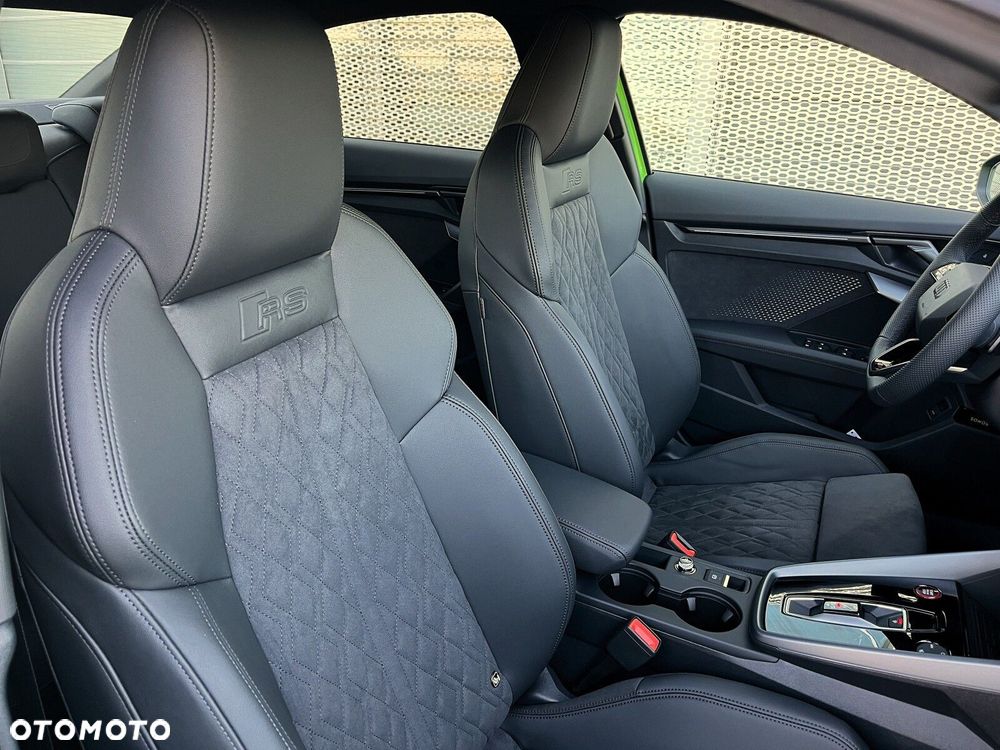 Audi RS3 Limousine - 19