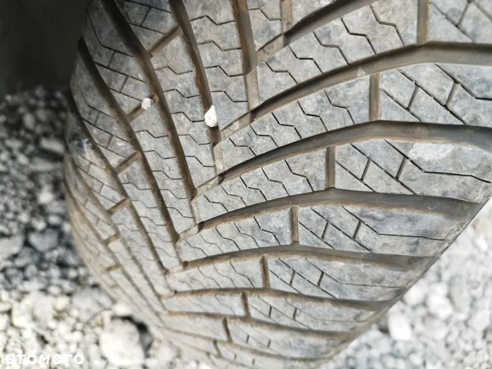 Renault Clio 1.2 16V 75 LIMITED - 29