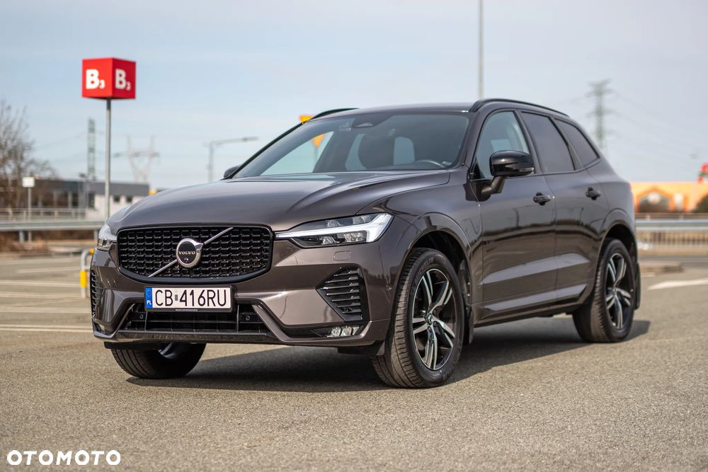 Volvo XC 60 B5 B AWD Plus Dark - 4