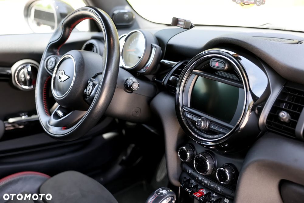 MINI Cooper S Standard - 12