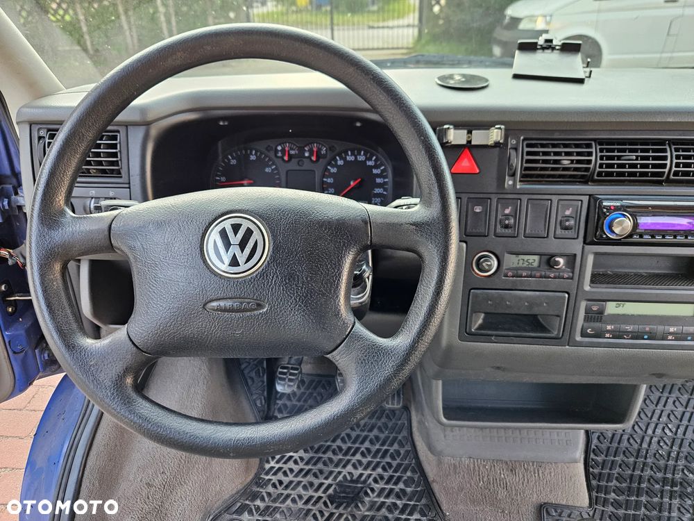 Volkswagen Multivan TDI - 8