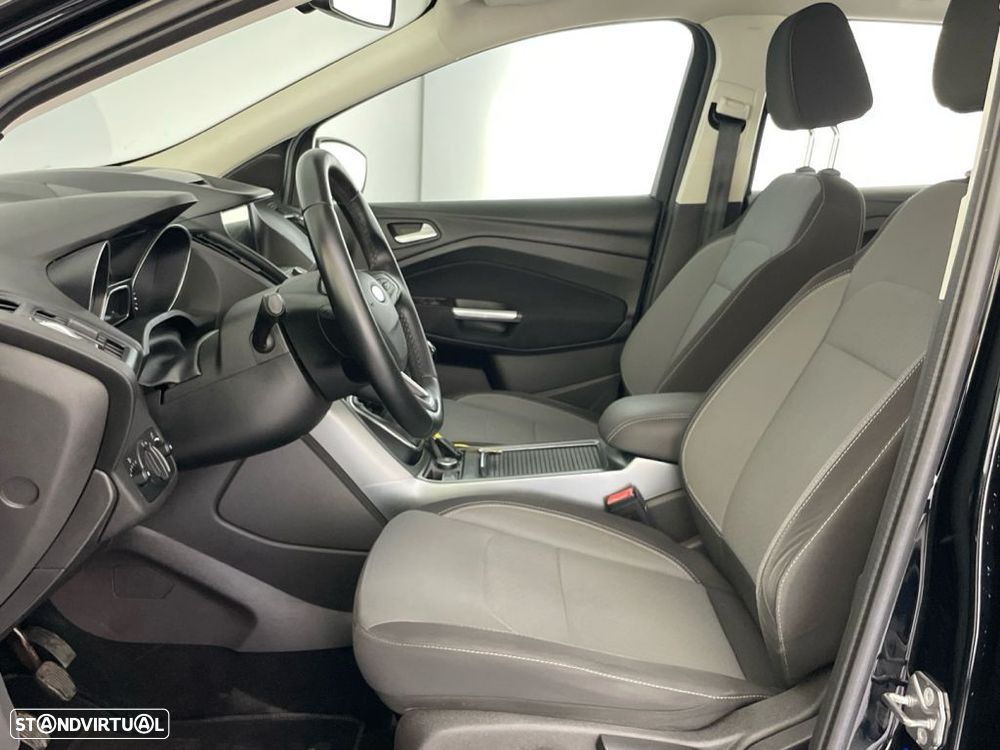 Ford Kuga 1.5 TDCi Business - 11